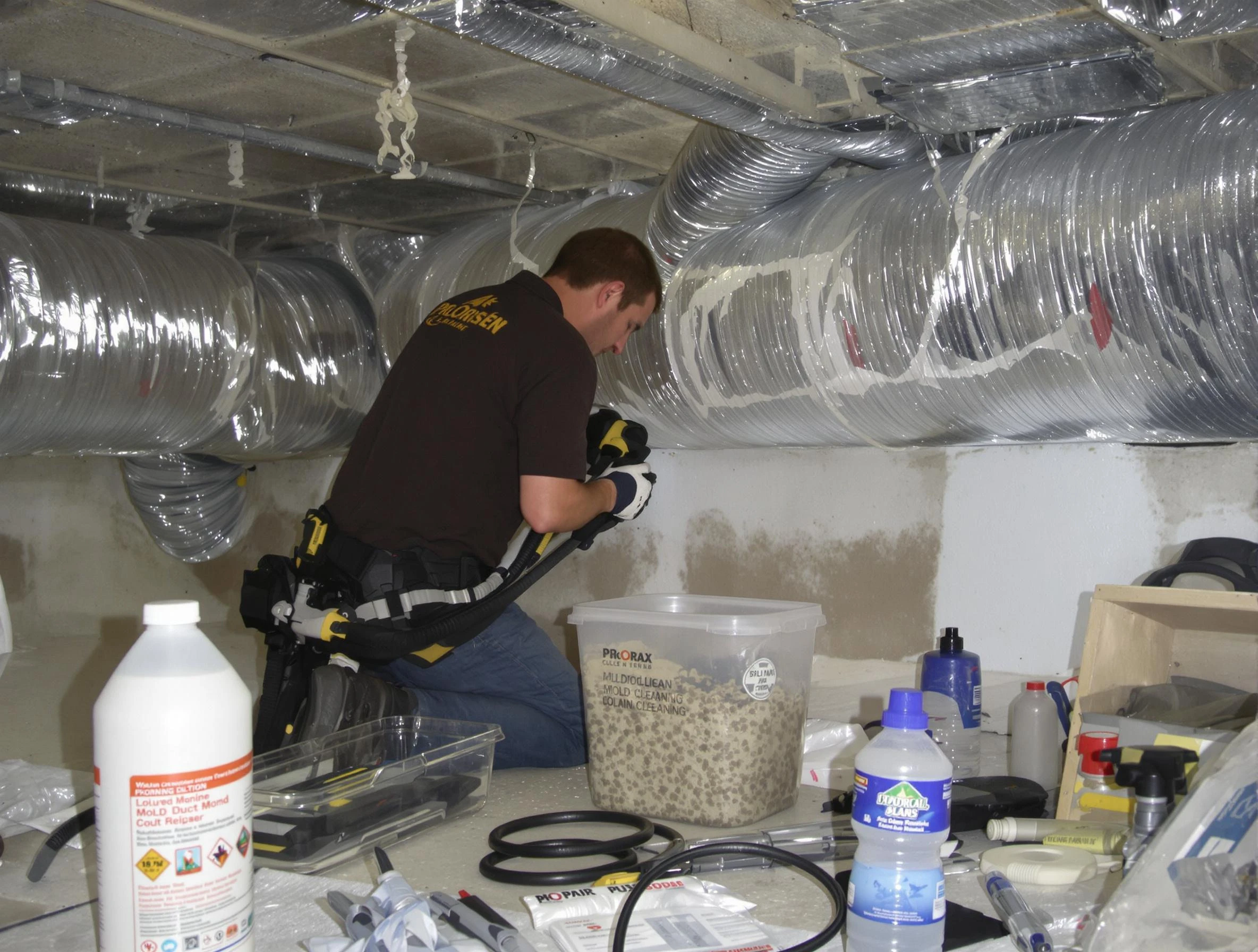 Gold Canyon Air Duct Cleaning specialist performing professional mold removal from air ducts in Gold Canyon